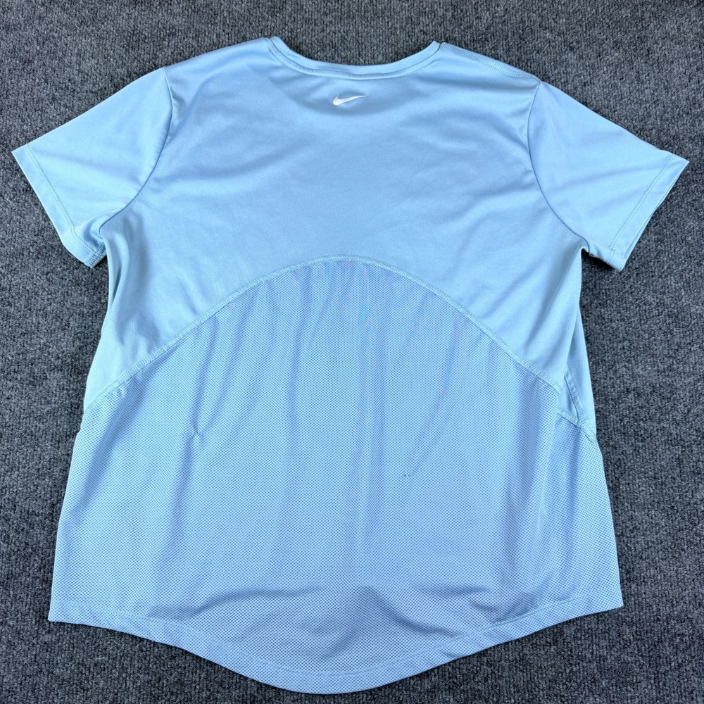 Nike Dri-FIT Miler‎ Running T-Shirt Womens XL Blue Logo Mesh Lined High Low Hem - Picture 8 of 11
